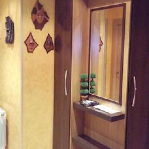 Mueble empotrado de salón con gran capacidad